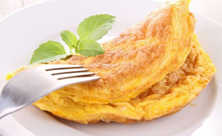 Chicken omelette - a permitted dietary dish for gout
